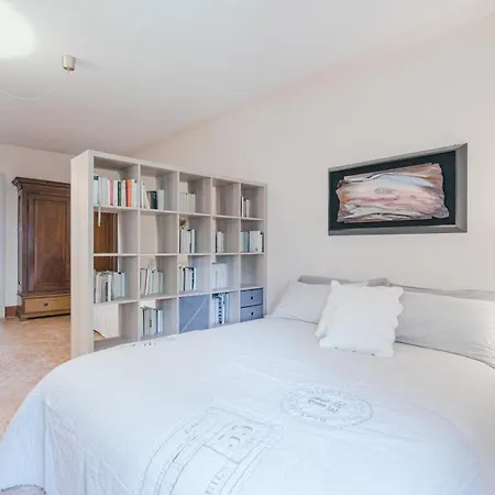 Solzago - By Myhomeincomo Apartment Tavernerio