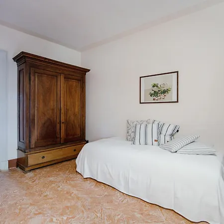 Solzago - By Myhomeincomo Apartment