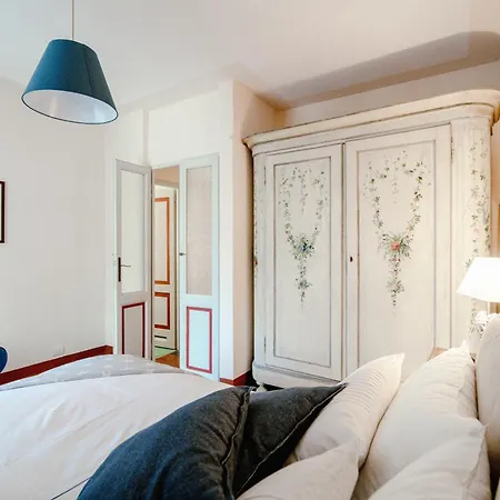 Solzago - By Myhomeincomo Apartment