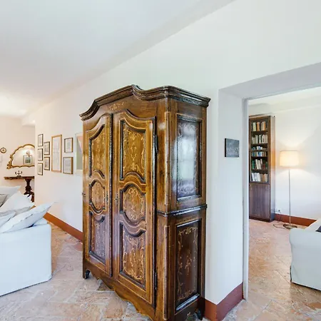 Apartment Solzago - By Myhomeincomo *