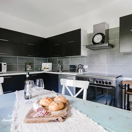 Solzago - By Myhomeincomo Apartment Tavernerio