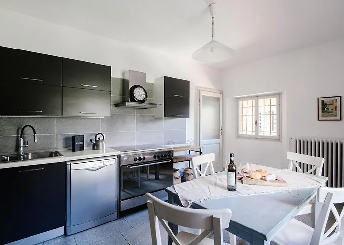 Apartmán Solzago - By Myhomeincomo *